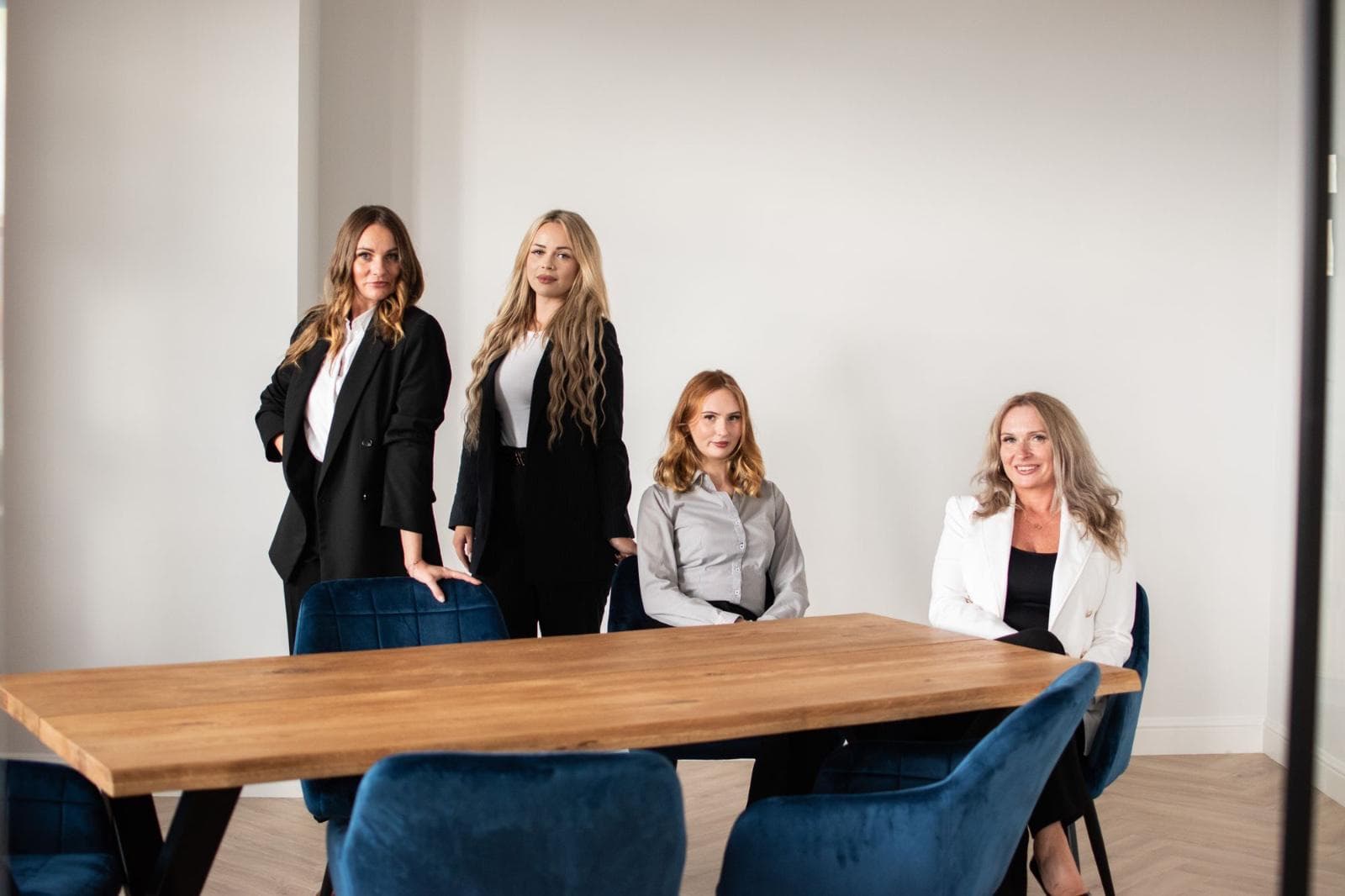 Zespół Agentów REMAX Amber & Na Plus - Doświadczone biuro nieruchomości w Trójmieście